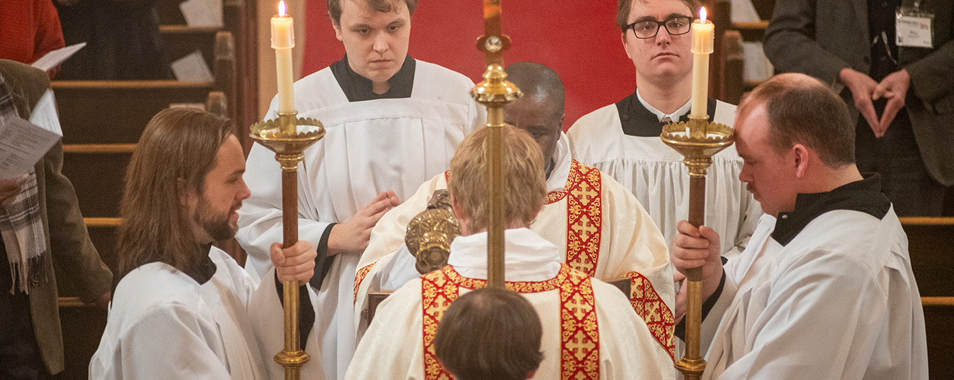 Censing the Gospel book