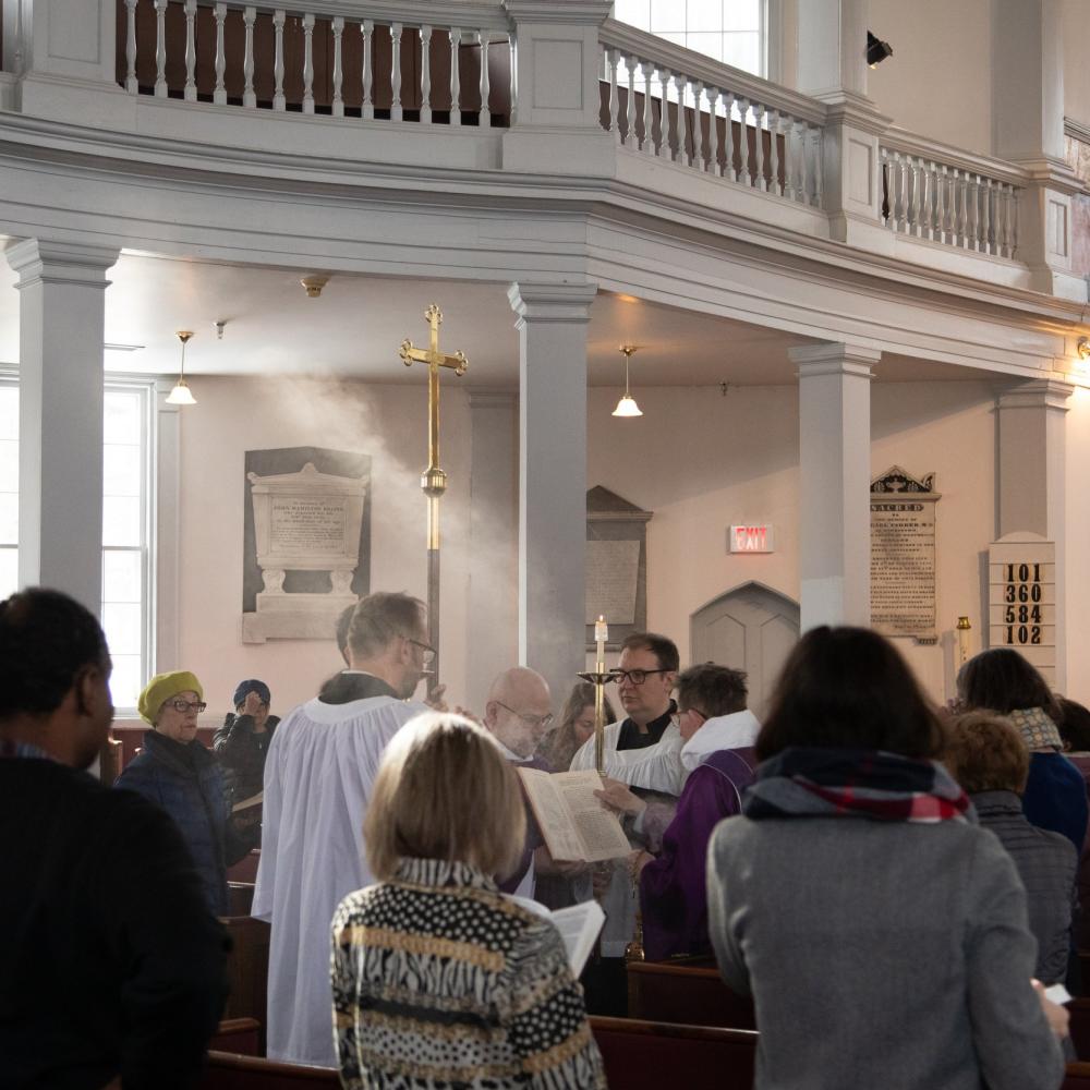Gospel reading in the nave of the Round Church.